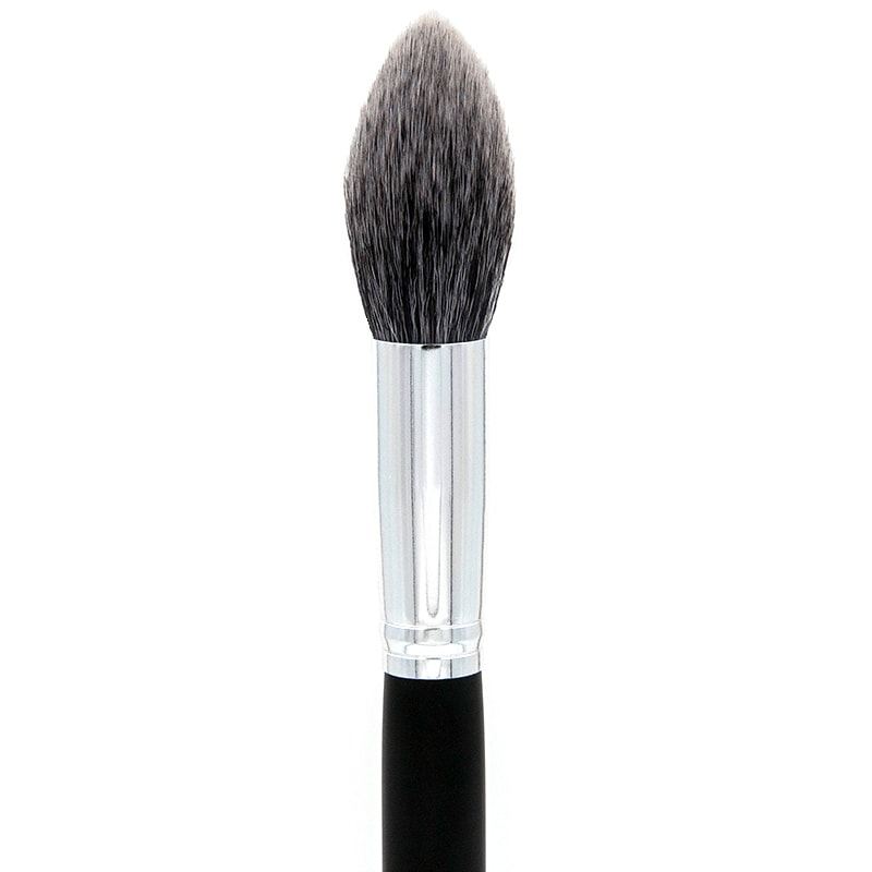 Crown Professional Lush Pointed Powder/Contour Brush - Image 2