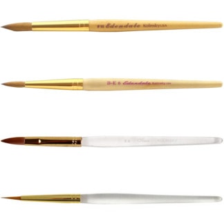 Kolinsky Round Nail Brush