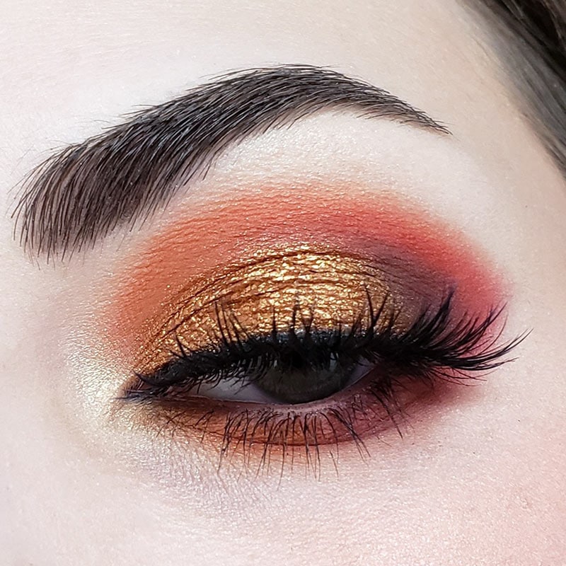 Crown 9 Colour Bejeweled Eyeshadow Palette - Image 3