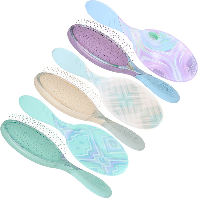 WetBrush Pro Detangler Pearlescent Prism